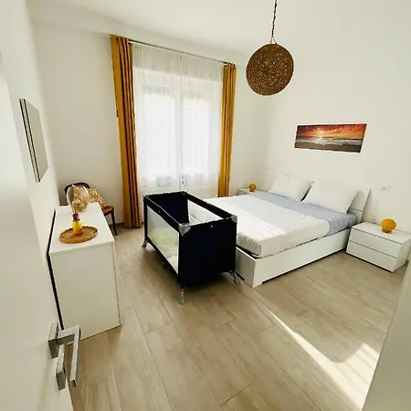 Marina Centro Harbor Apartment Rimini Exterior photo
