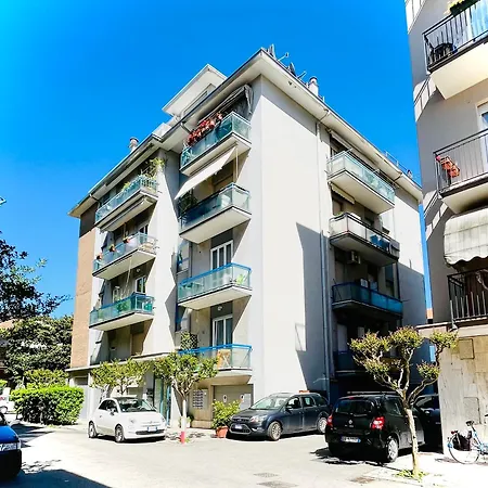 Marina Centro Harbor Apartment Rimini Exterior photo