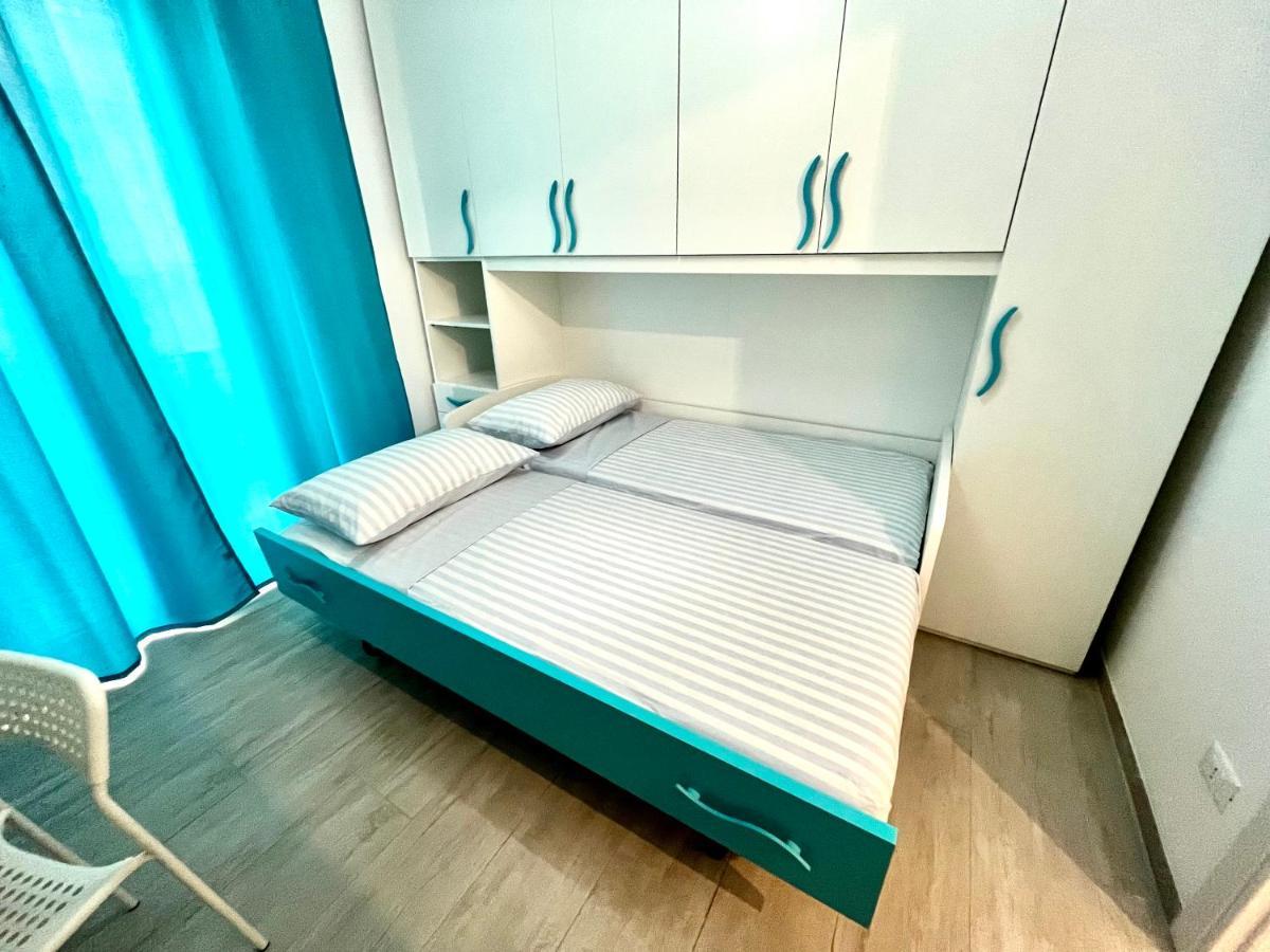 Marina Centro Harbor Apartment Rimini